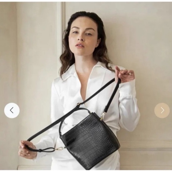 NWT AOTA Black Crocodile Vegan Leather Crossbody Bucket Bag - Picture 6 of 8